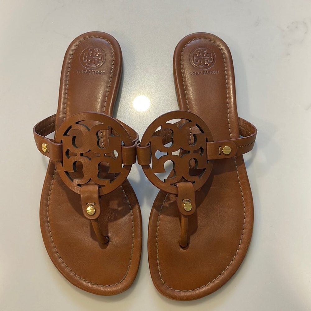 Tory Burch sandals size 9, excellent condition